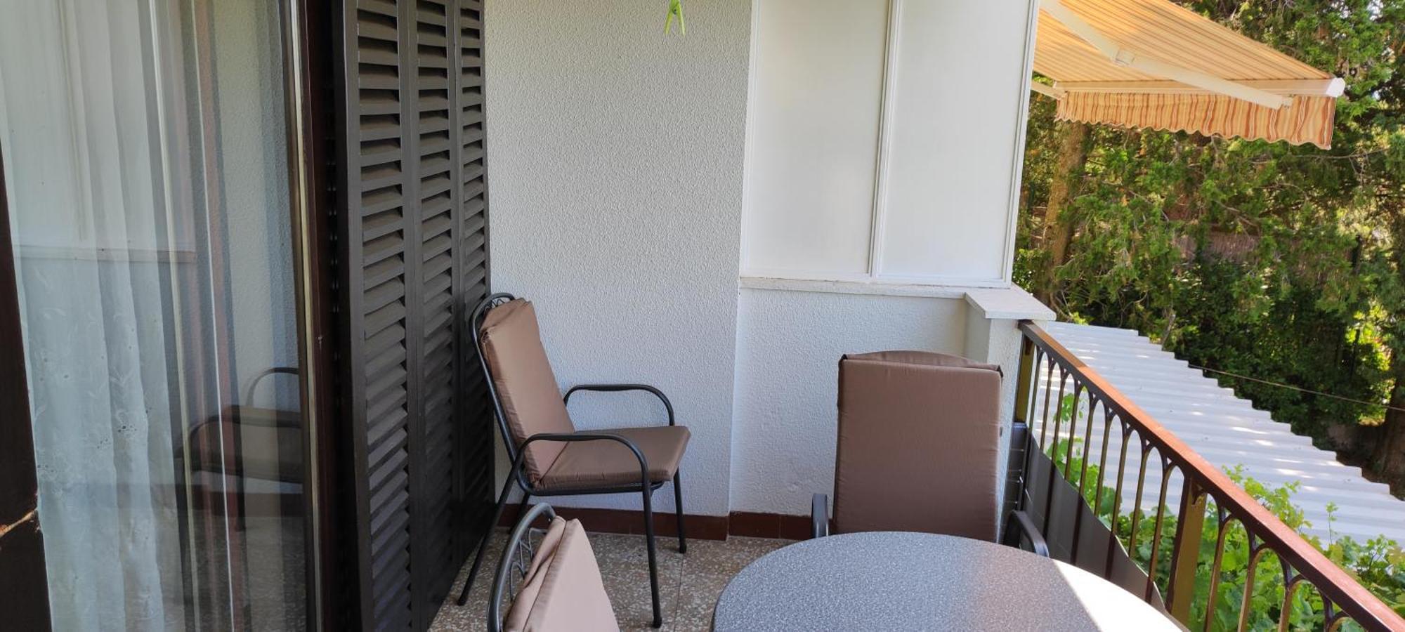 Apartments Svjeta Jadranovo Ngoại thất bức ảnh
