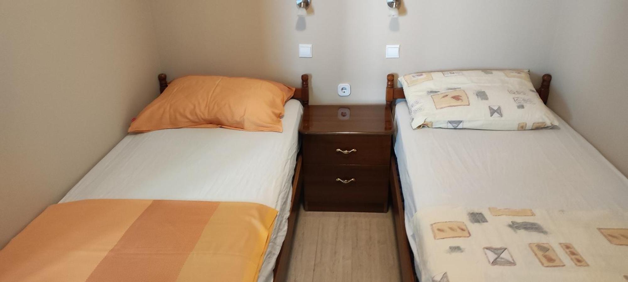 Apartments Svjeta Jadranovo Ngoại thất bức ảnh
