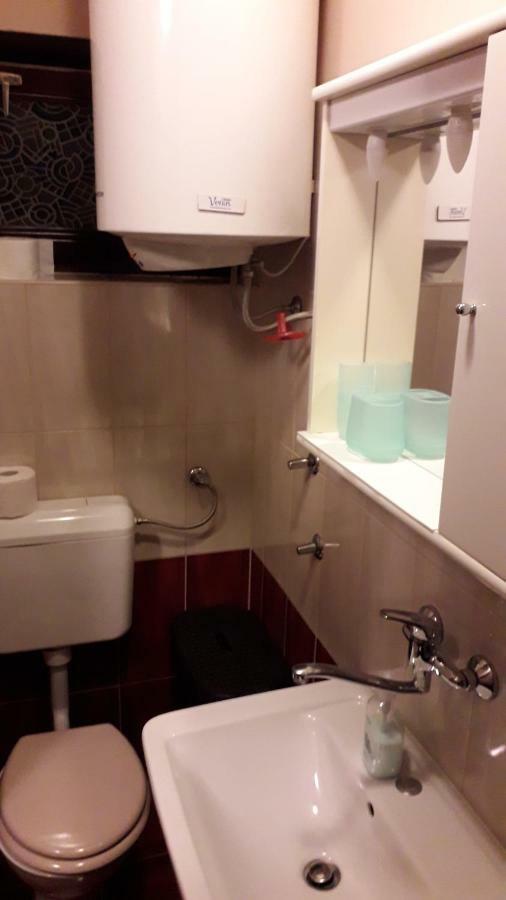 Apartments Svjeta Jadranovo Phòng bức ảnh